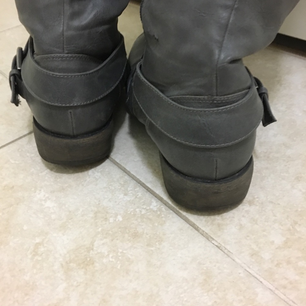 DSW 👢👢TWO PAIRS OF BOOTS - Picture 6 of 6